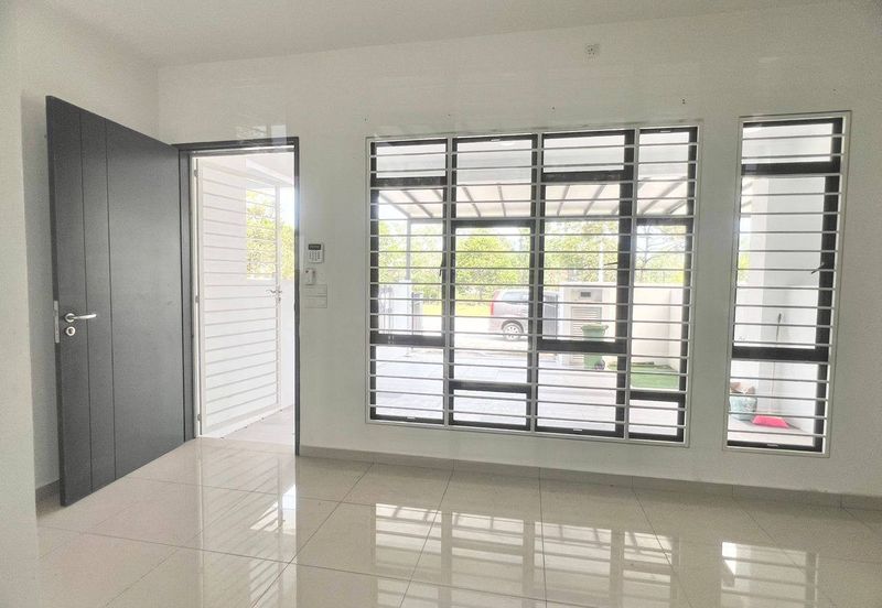 Banyas @ Setia EcoHill 2