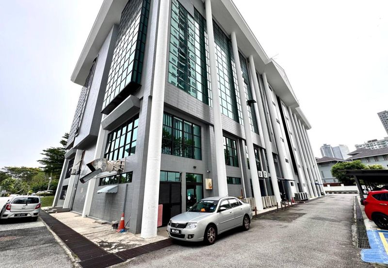 6 sty building with 3.39 acre land Beside LDP, Kelana Jaya For Rent