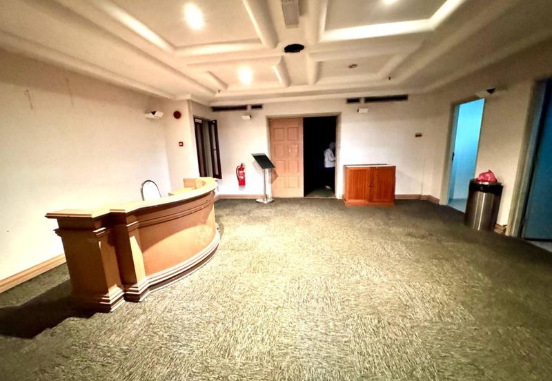 6 sty building with 3.39 acre land Beside LDP, Kelana Jaya For Rent