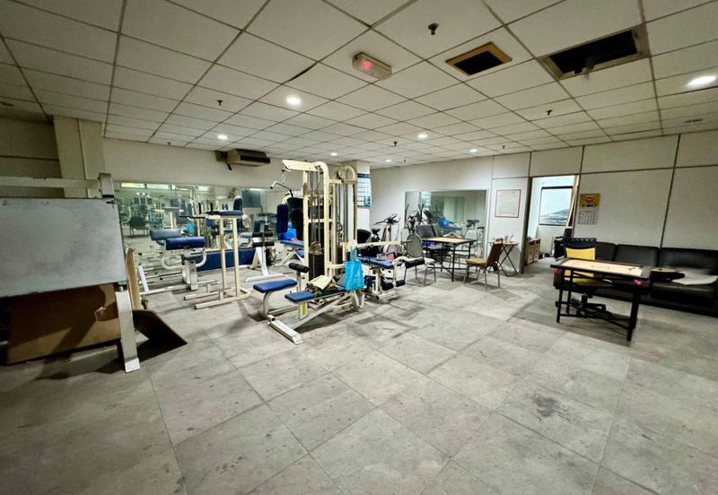 6 sty building with 3.39 acre land Beside LDP, Kelana Jaya For Rent