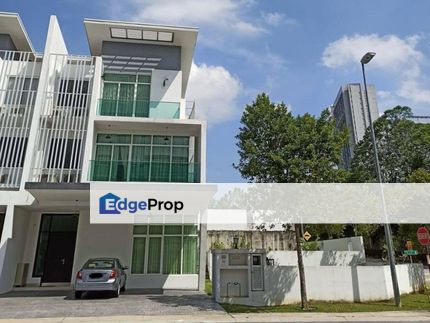 Freehold Open 3 Storey Semi D @ Clover Garden, Cyberjaya, Selangor, Cyberjaya