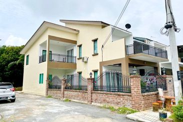 Taman Semarang Indah