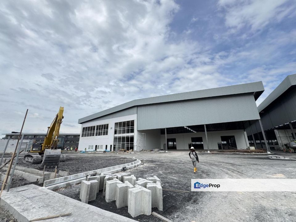 New Huge Factory Warehouse @ Bandar Enstek For Sales, Negeri Sembilan, Nilai