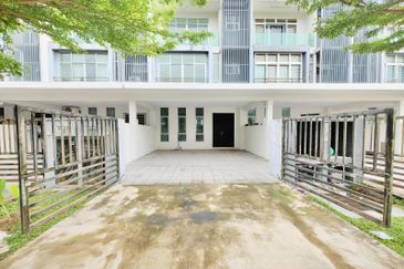 Bangi Avenue 3, Seksyen 7