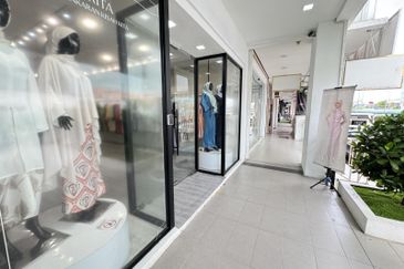 MURAH  4 Storey Shop @ Bangi Sentral Bandar Baru Bangi Dijual