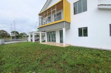 Laman Mawar @ Kota Seriemas