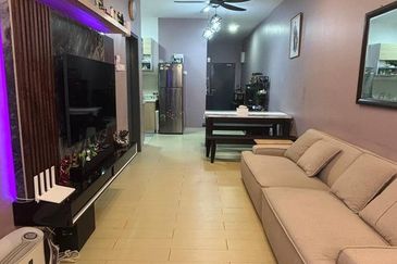 PR1MA Lakefront Homes