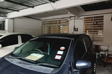 Taman Mawar, Bandar Baru Salak Tinggi