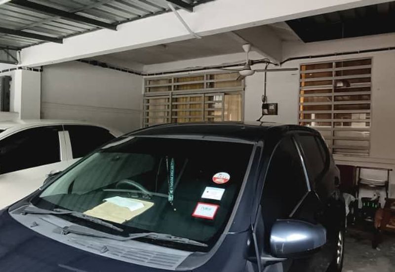 Taman Mawar, Bandar Baru Salak Tinggi