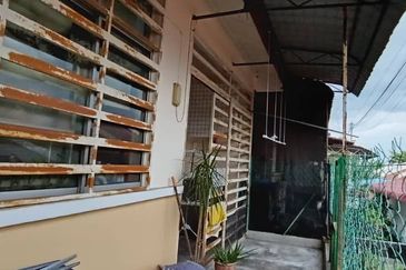 Taman Mawar, Bandar Baru Salak Tinggi