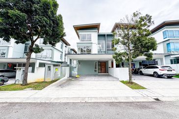 Parkfield Residences, Tropicana Heights