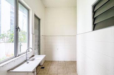 Parkfield Residences, Tropicana Heights