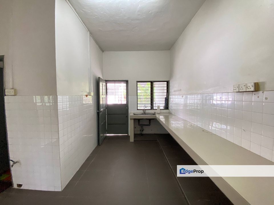 END LOT MURAH | 2 STOREY TERRACE @ TAMAN SG. MAS, KAJANG, Selangor, Kajang