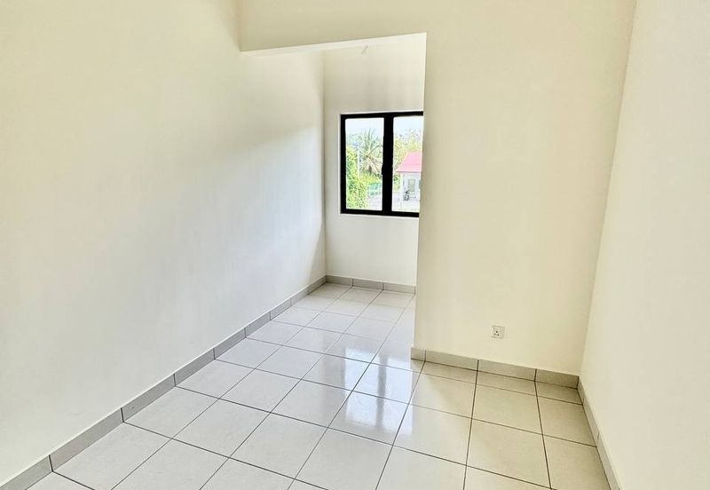 Taman Jenderam Idaman