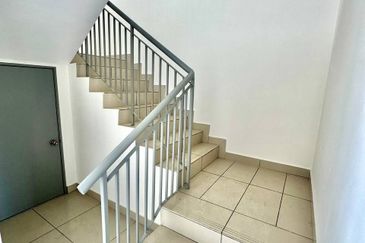 Taman Jenderam Idaman