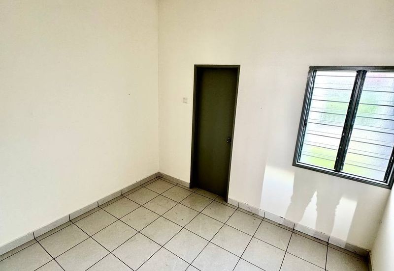 Taman Jenderam Idaman