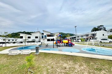 Taman Jenderam Idaman