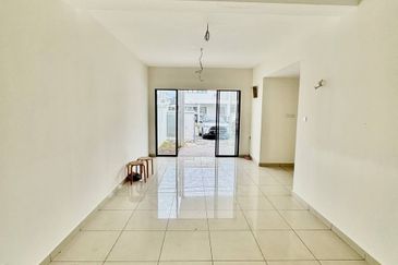 Taman Jenderam Idaman