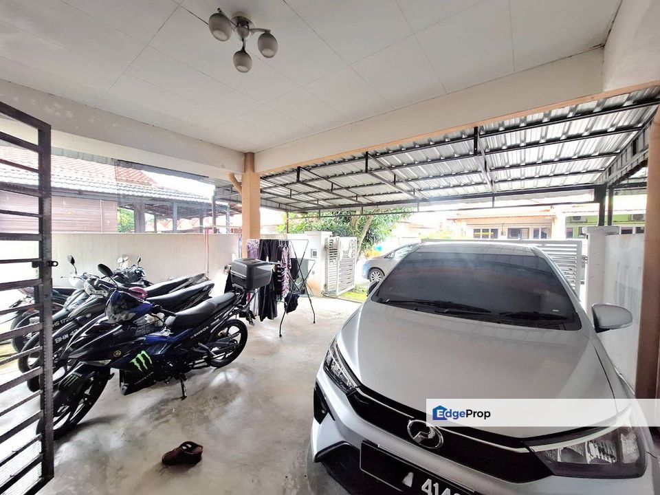 END LOT | SINGLE STOREY @ TAMAN UNIVERSITI, JALAN KEBUN SHAH ALAM, Selangor, Shah Alam