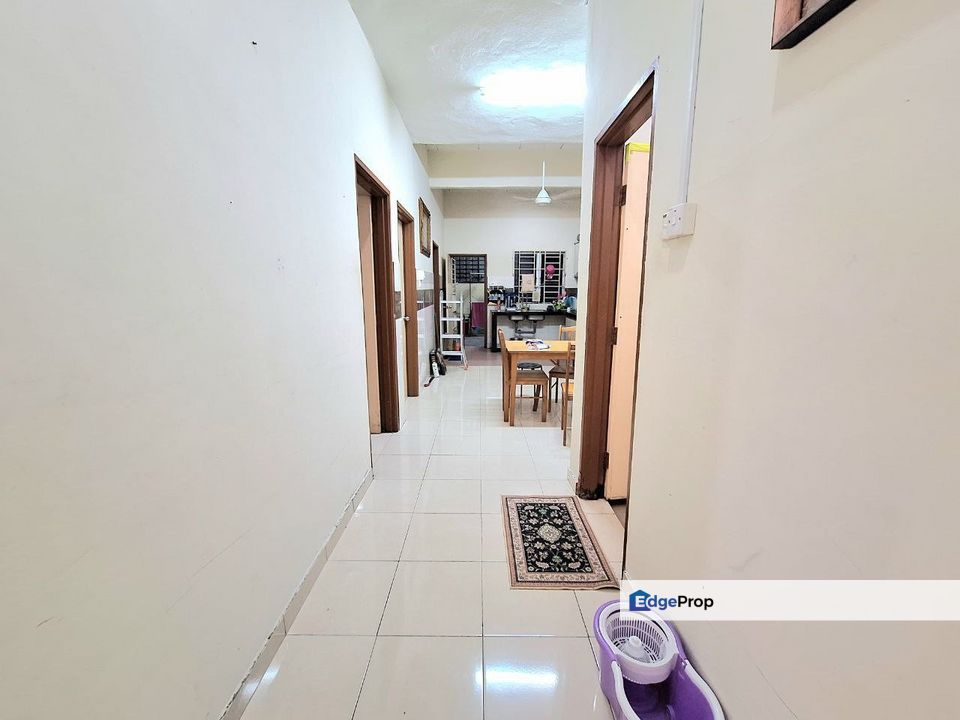 SINGLE STOREY SEMI-D @ TAMAN UNIVERSITI, SEKSYEN 30, SHAH ALAM, Selangor, Shah Alam