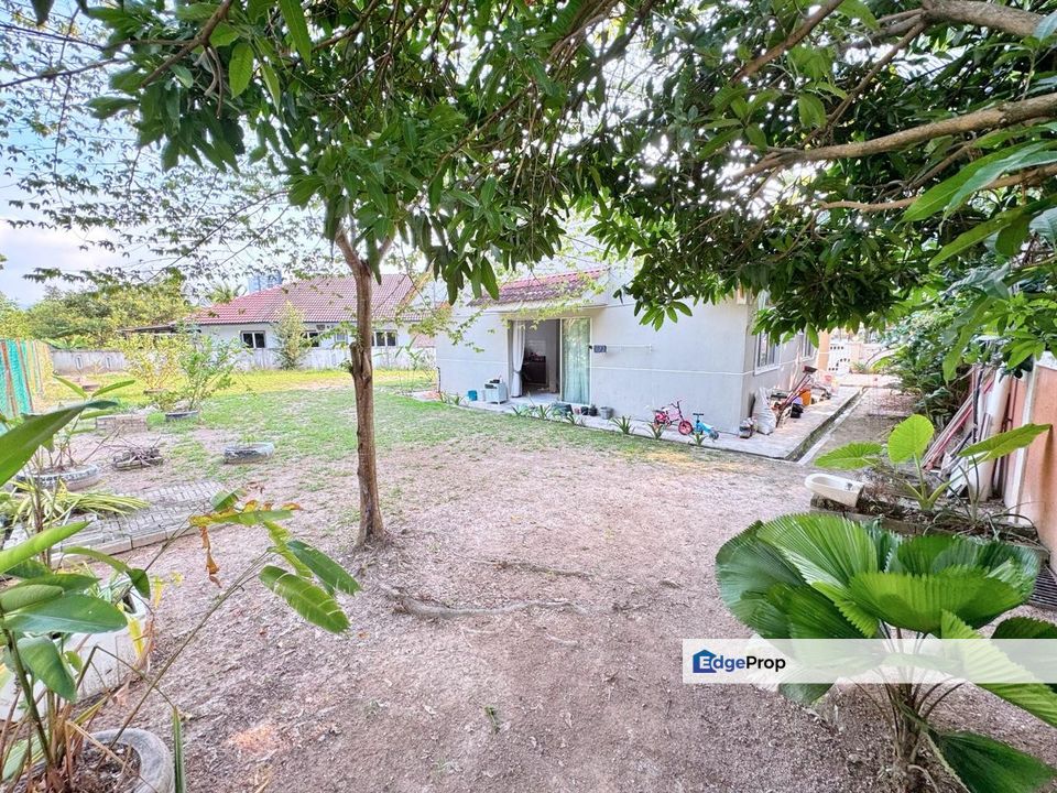 TANAH LUAS | 1 STOREY BUNGALOW @ LAMAN ISORA, NILAI IMPIAN, Negeri Sembilan, Nilai