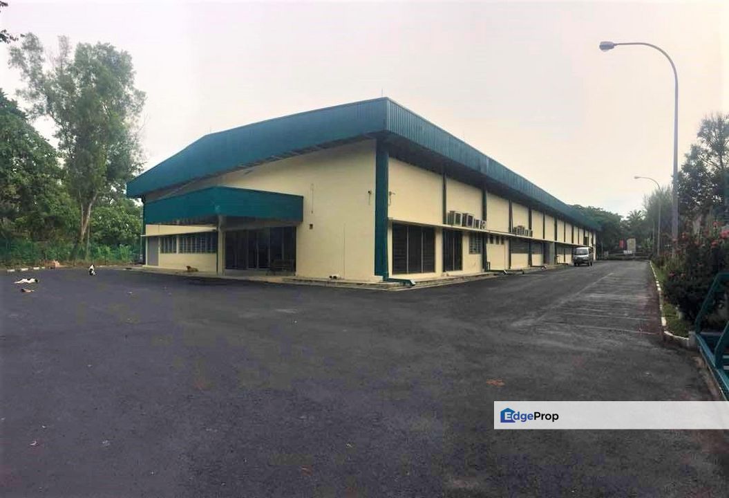 HUGE LAND | HEAVY INDUSTRIES FACTORY NILAI INDUSTRIAL ESTATE, NILAI, Negeri Sembilan, Nilai