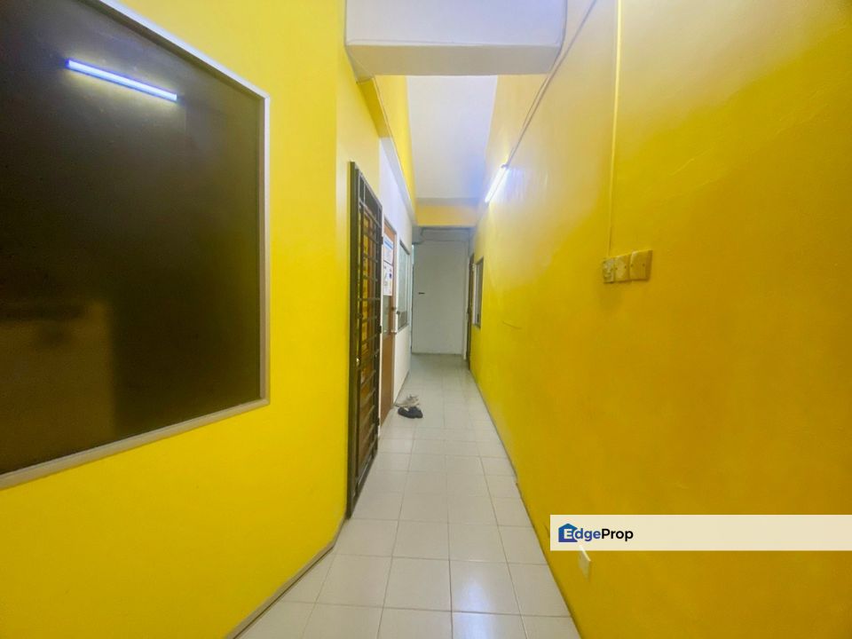 SALE | 4 STOREY SHOP LOT @ TAMAN MELAWATI , Selangor, Ampang