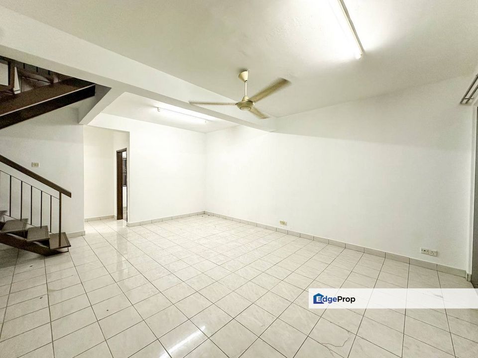 Seksyen 8 Bangi 2 Storey Terrace MURAH untuk Dijual, Selangor, Bangi