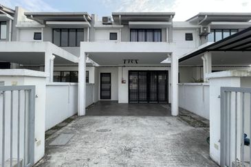 Taman Jenderam Idaman