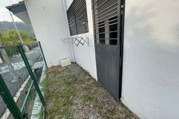 Taman Jenderam Idaman