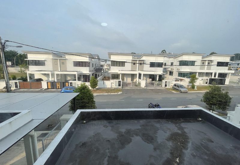 Taman Jenderam Idaman