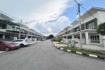 Taman Pelangi Semenyih 2