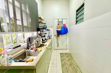 Parkfield Residences, Tropicana Heights