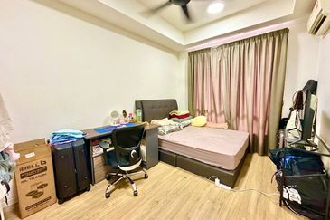 Parkfield Residences, Tropicana Heights