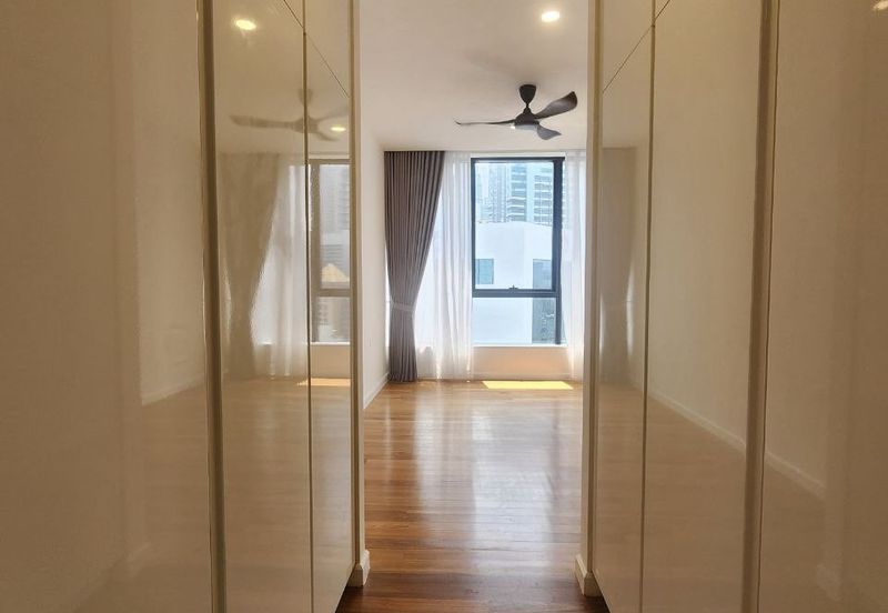 Pavilion Ceylon Hill