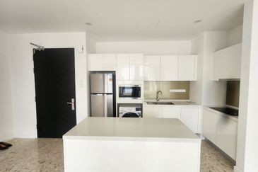 Pavilion Ceylon Hill