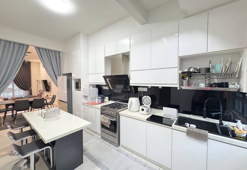 Laman Mawar @ Kota Seriemas