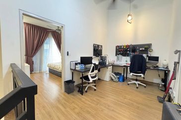 Laman Mawar @ Kota Seriemas