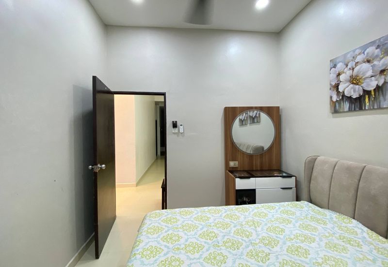 Taman Desa Saujana *