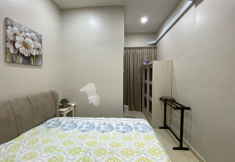 Taman Desa Saujana *