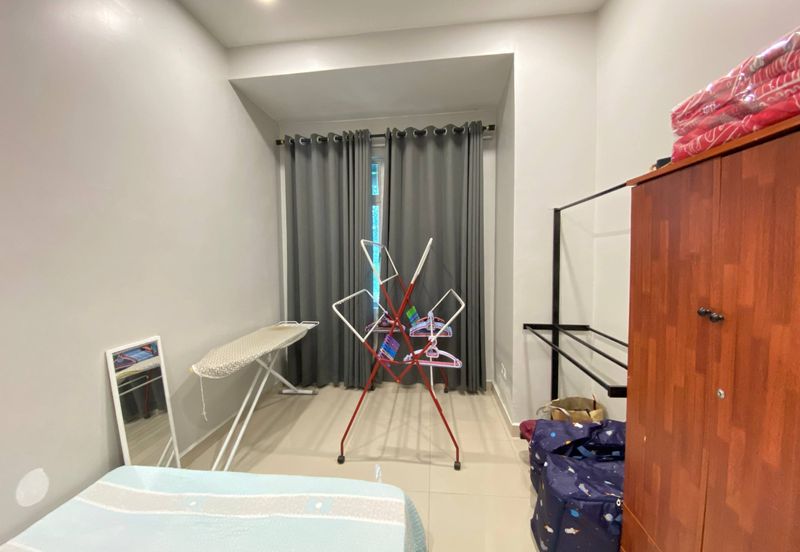 Taman Desa Saujana *