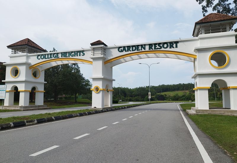 College Heights Garden Resort