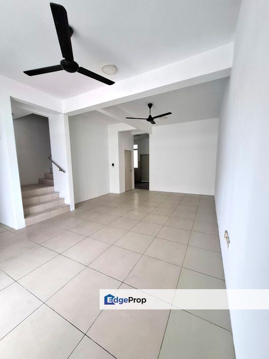 Bandar Mahkota Banting 2 Storey Terrace MURAH For Sales, Selangor, Banting