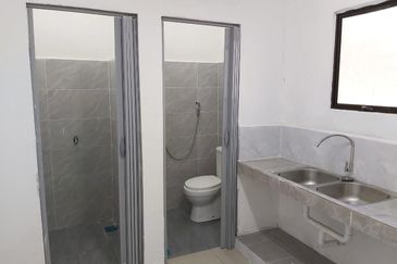 MURAH | 2 STOREY TERRACE @ TAMAN BUNGA RAYA, SEMENYIH