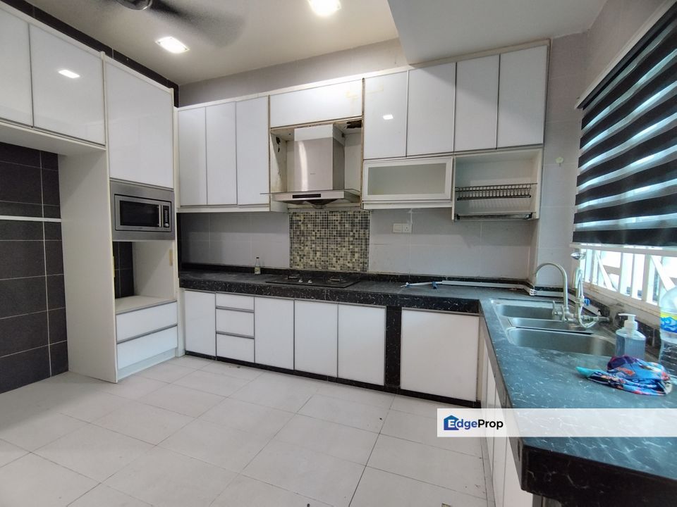 RENOVATED | 2 STOREY TERRACE @ TAMAN BUKIT JELUTONG, MANTIN, Negeri Sembilan, Mantin