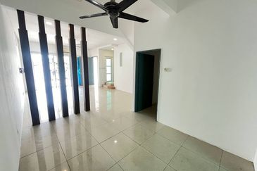 Perdana College Heights