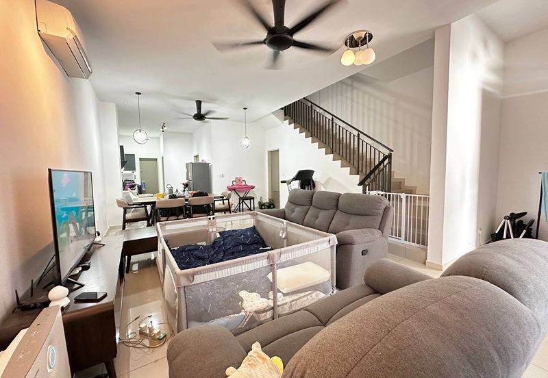 Setia Warisan Tropika (Belladonna)