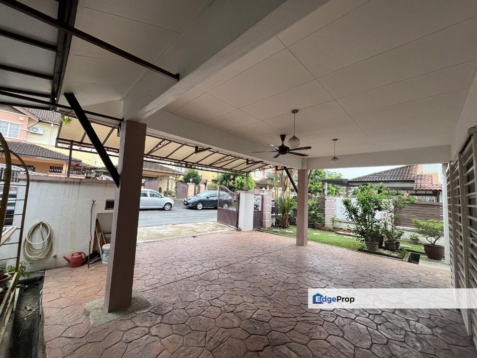RENOVATED & SPACIOUS | 2 STOREY SEMI-D HOUSE @ TAMAN PRIMA SAUJANA, KAJANG, Selangor, Kajang