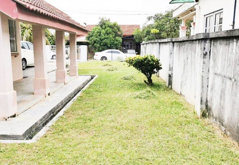 Desa Pinggiran Putra