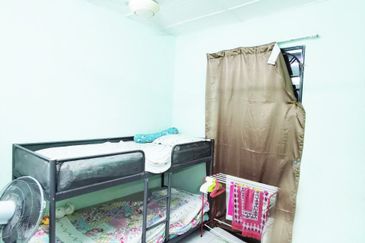 Desa Pinggiran Putra